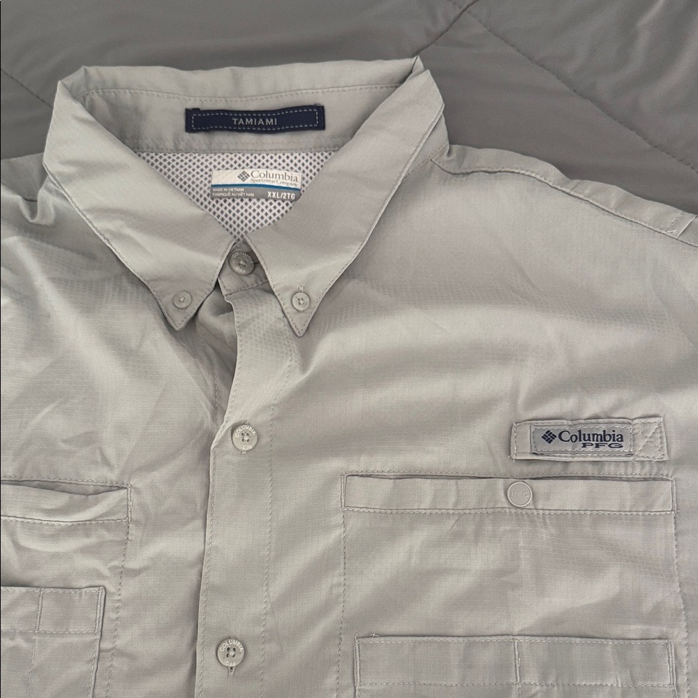 Columbia PFG Men's Gray Shirt